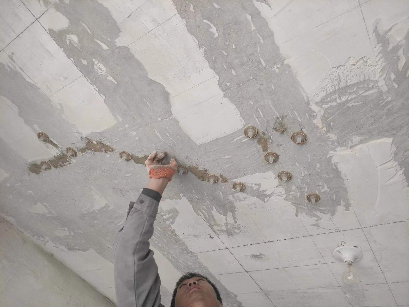 东乌珠穆沁混凝土楼板裂缝为什么会开裂?怎么修补?